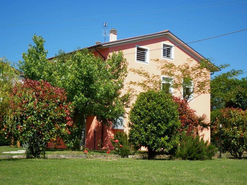 Villa Jolanda Fratte Rosa Ruang foto
